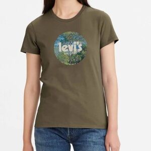 Levi’s olive green short sleeve T shirt size L